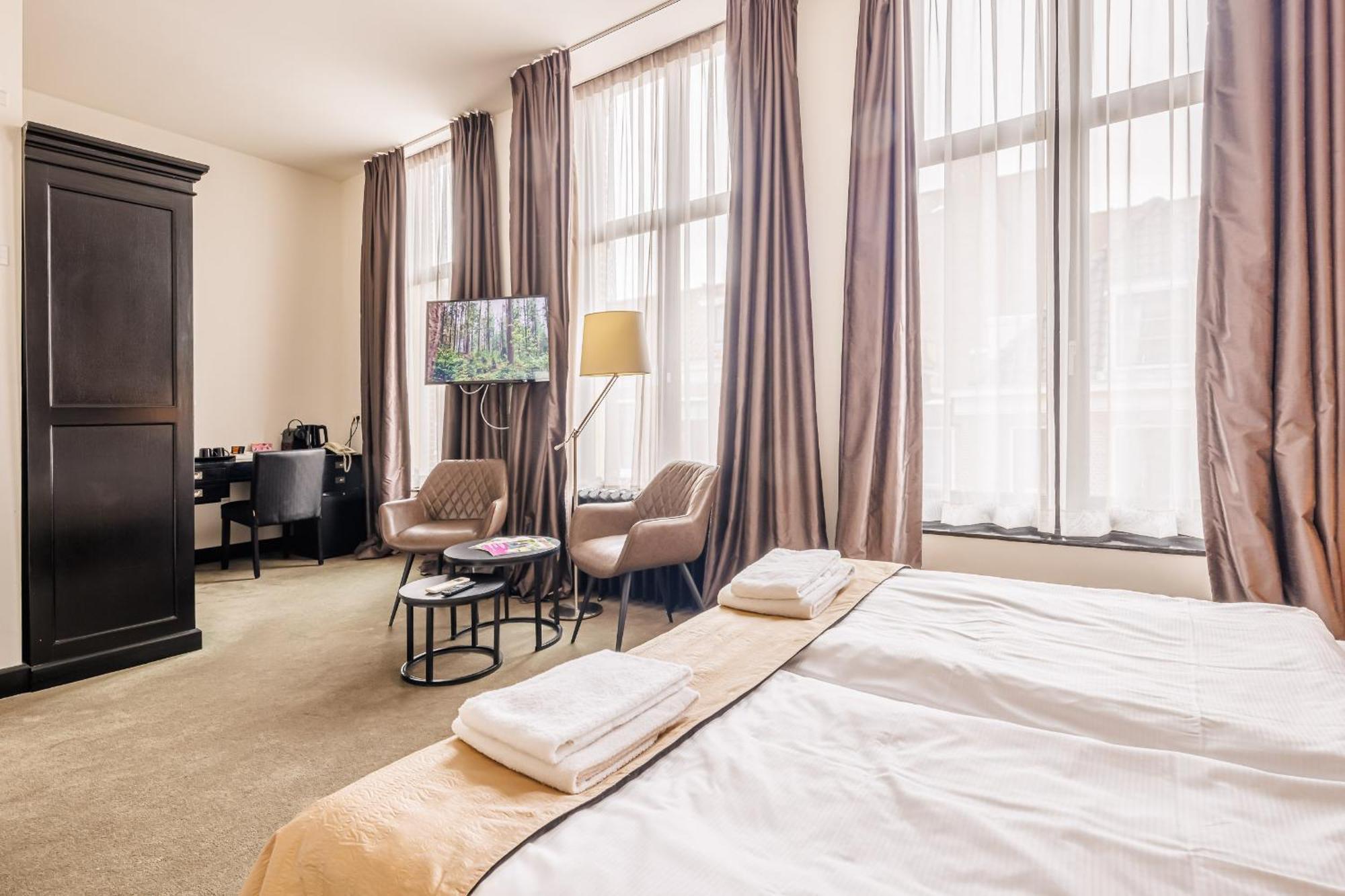 Grand Hotel Alkmaar Bagian luar foto